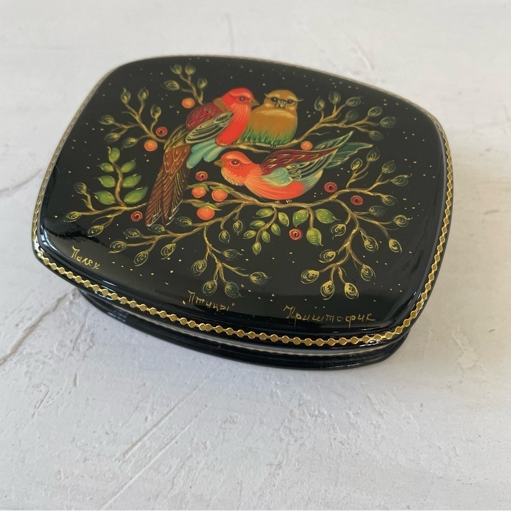 Russian lacquer box Birds, Palekh Black and Red Bird Trinket Box Jewelry Case